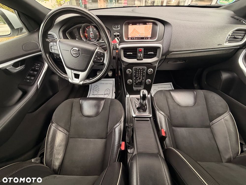 Volvo V40 D2 Linje You - 11