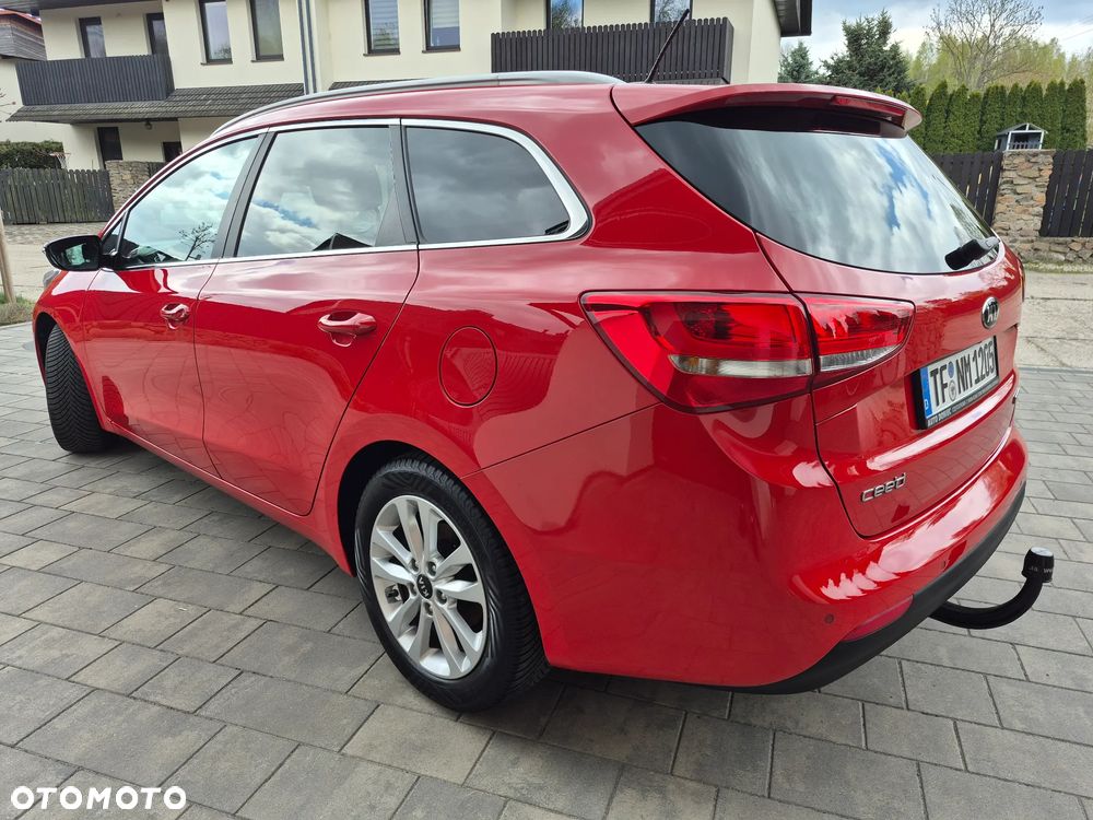 Kia Ceed - 7