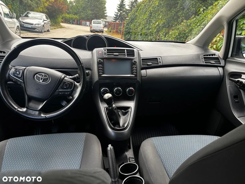 Toyota Verso 1.6 D-4D Active - 29
