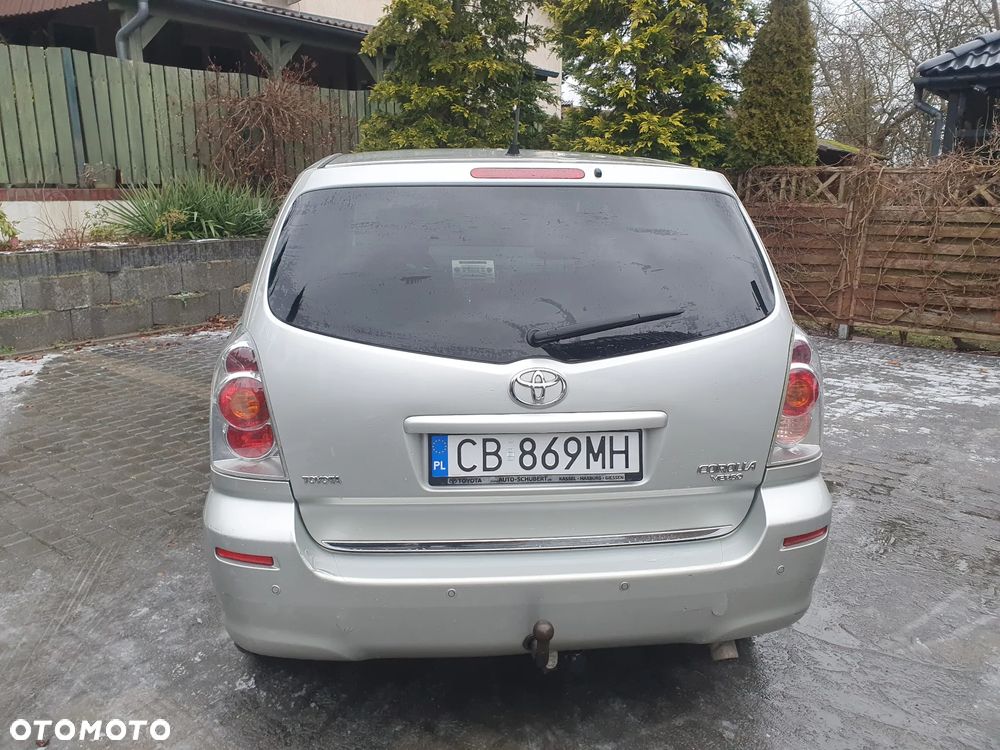 Toyota Corolla Verso 1.8 Sol 7os - 4