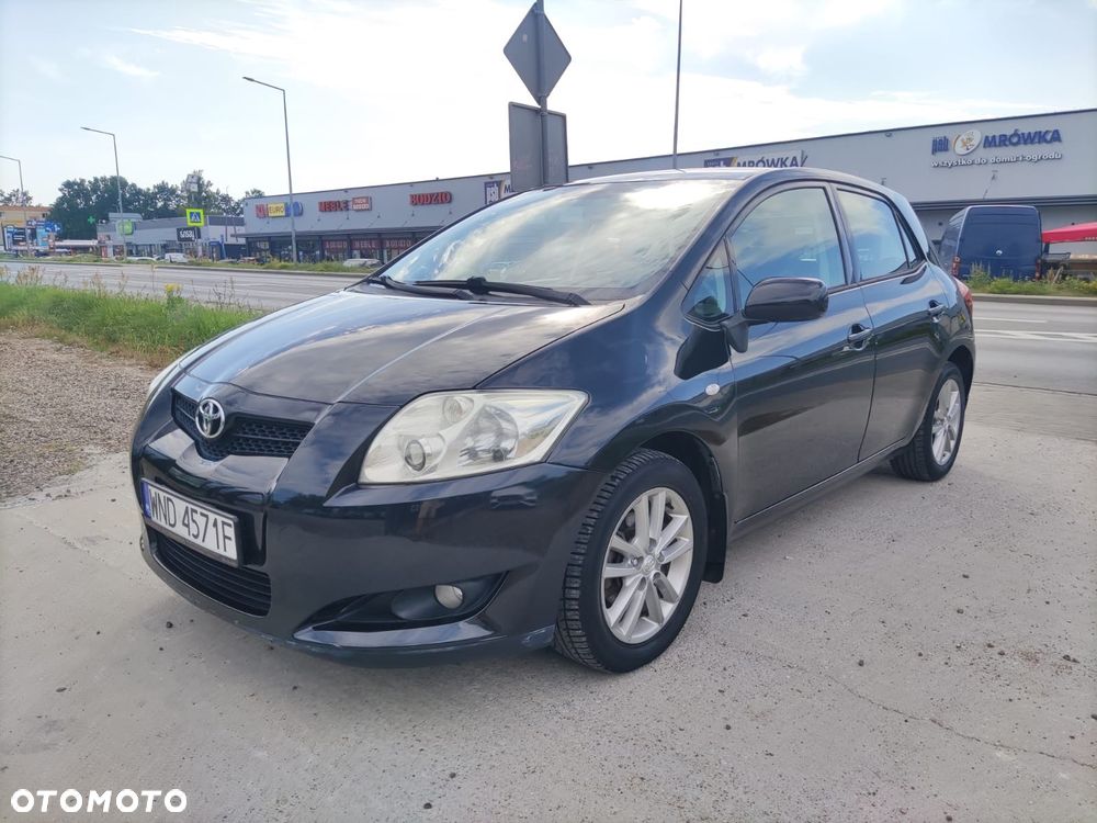 Toyota Auris 1.6 VVT-i Executive - 1