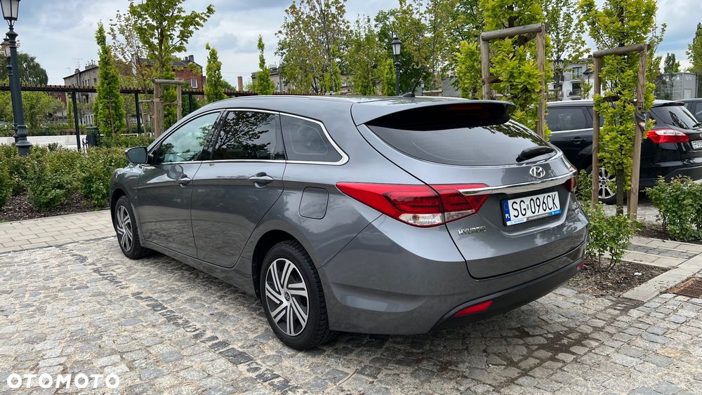Hyundai i40 1.7 CRDi Comfort - 2