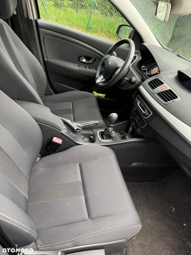 Renault Megane 1.6 16V Dynamique Euro5 - 13