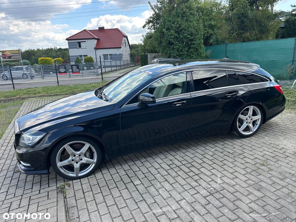 Mercedes-Benz CLS 350 CDI 4-Matic BlueEff - 17