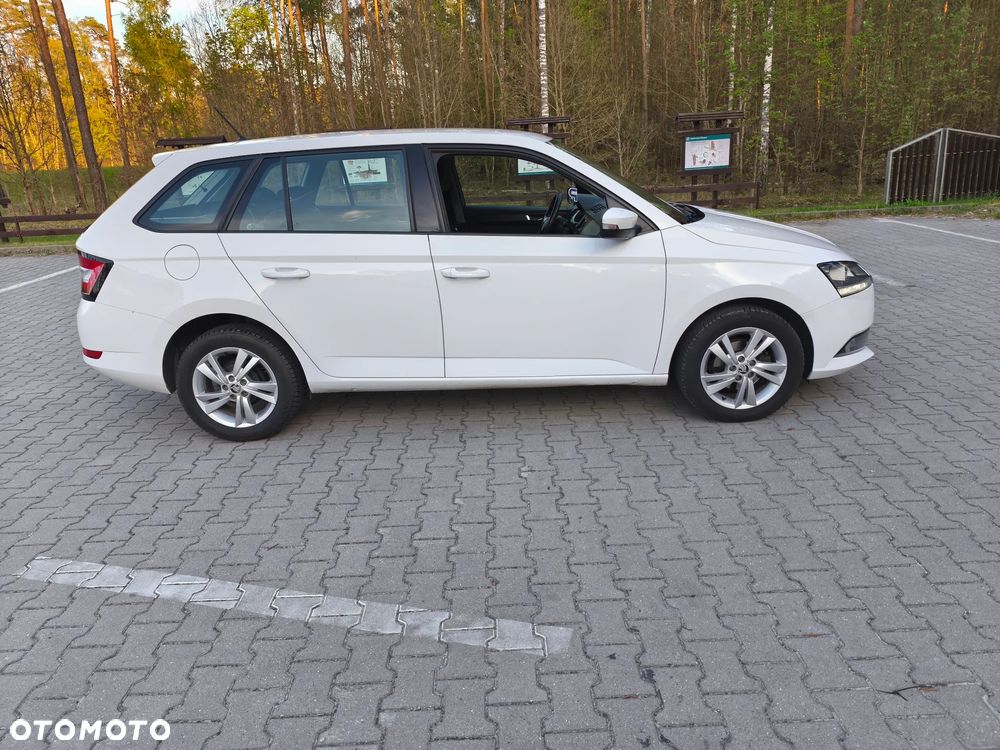 Skoda Fabia 1.0 TSI Active - 4