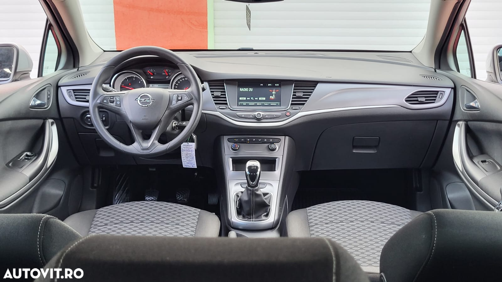 Opel Astra - 16