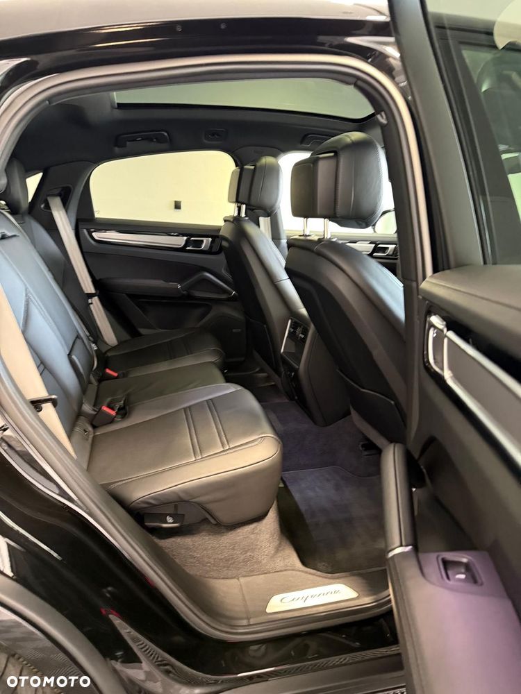 Porsche Cayenne E-Hybrid - 7