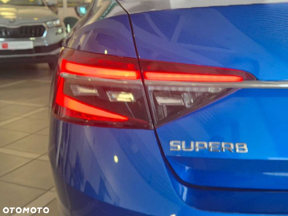 Skoda Superb 2.0 TDI SCR Style DSG - 11