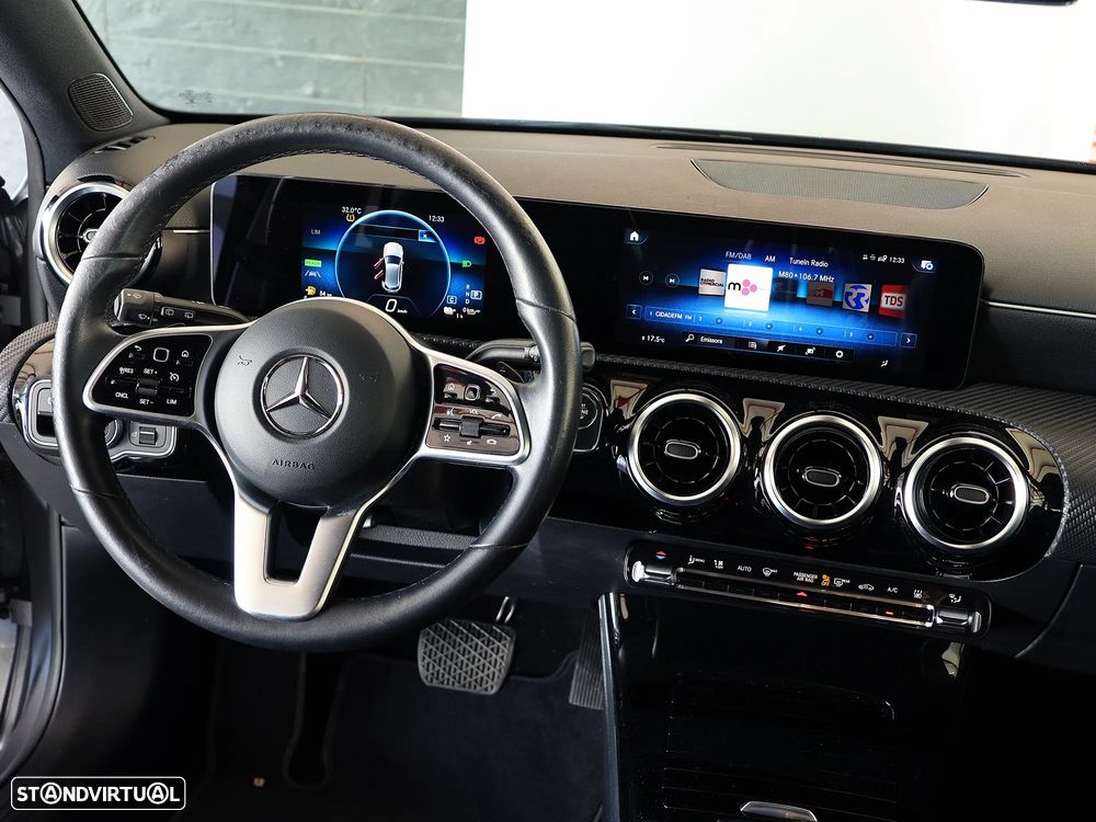 Mercedes-Benz A 250 e Style Plus - 19