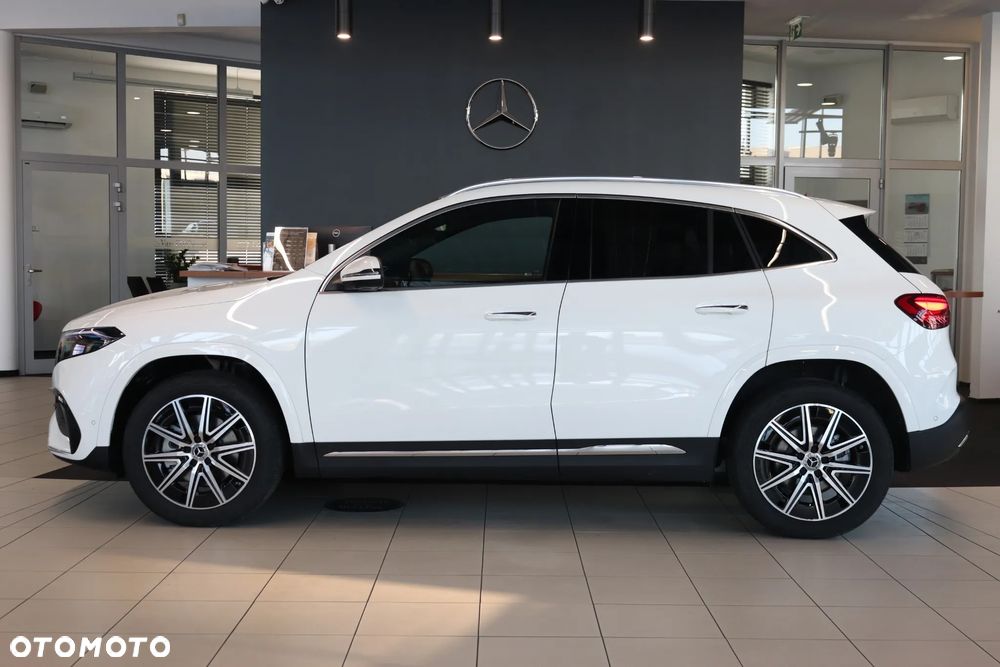 Mercedes-Benz EQA 300 66.5kWh 4-Matic AMG Line - 3