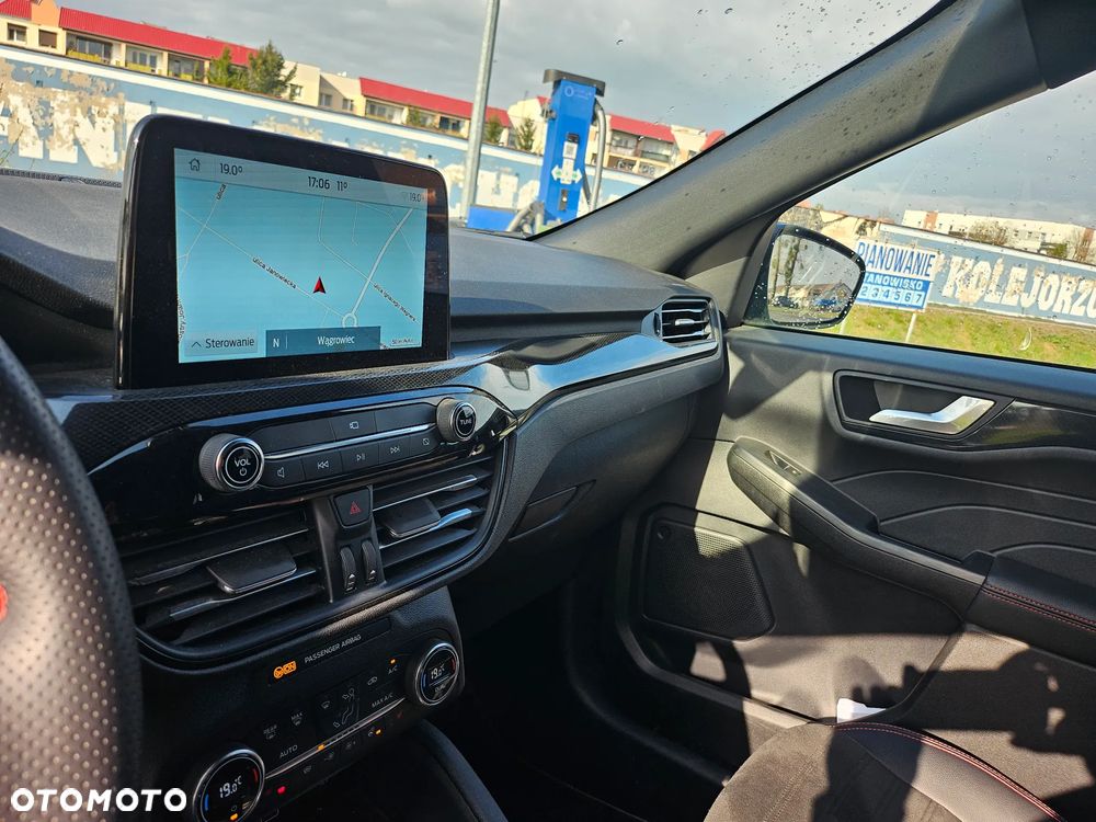 Ford Kuga 2.5P PHEV FWD ST-Line - 30