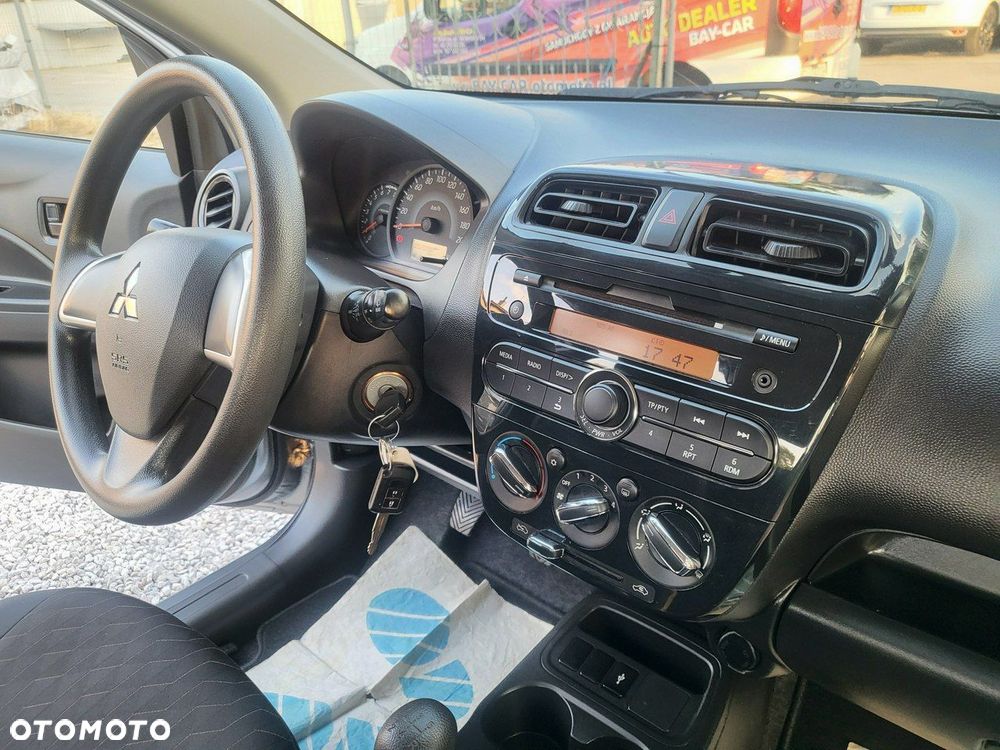 Mitsubishi Space Star - 21