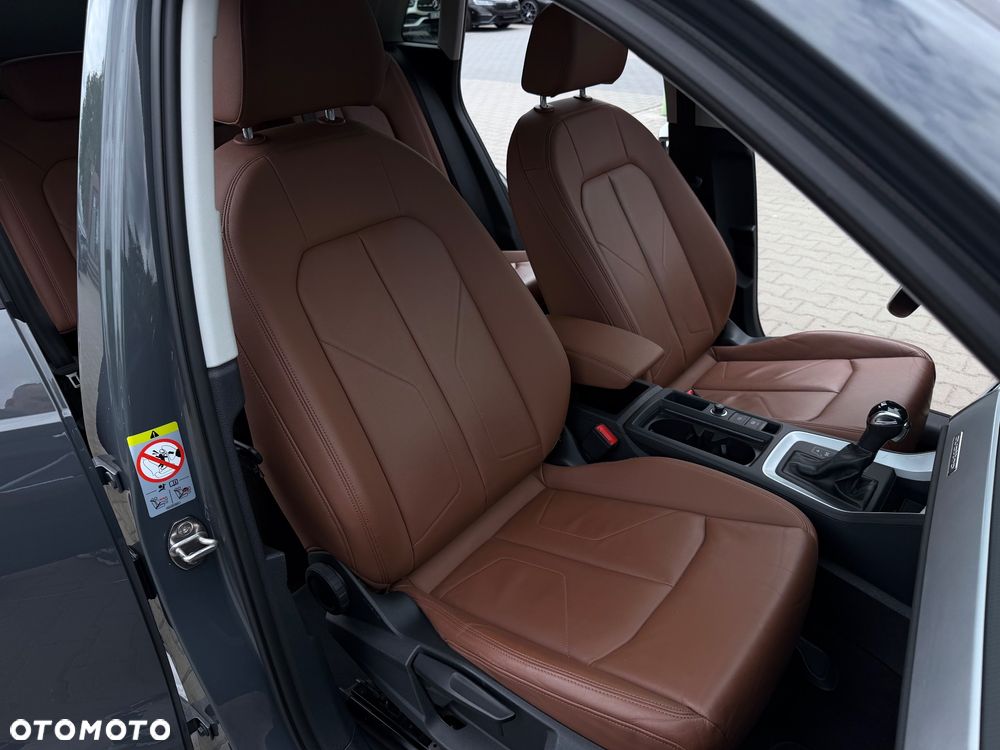 Audi Q3 40 TFSI Quattro S tronic - 36