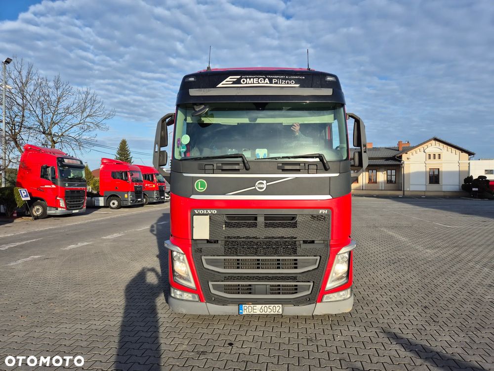 Volvo FH 460 BDF z windą + przyczepa - 2
