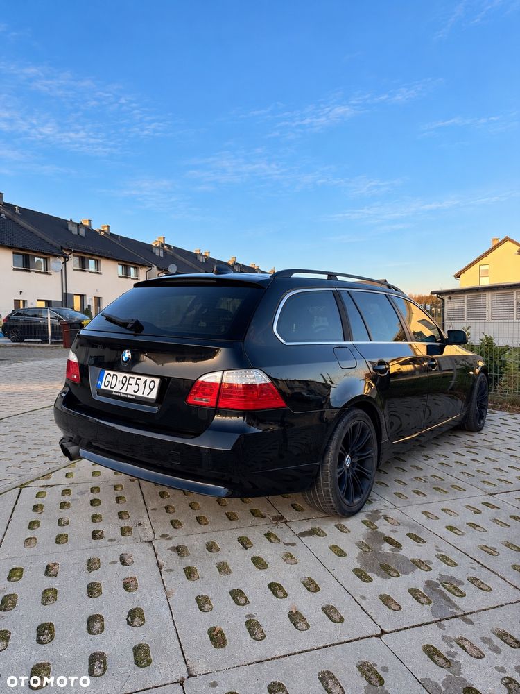 BMW 5 Series 2009 photo 4