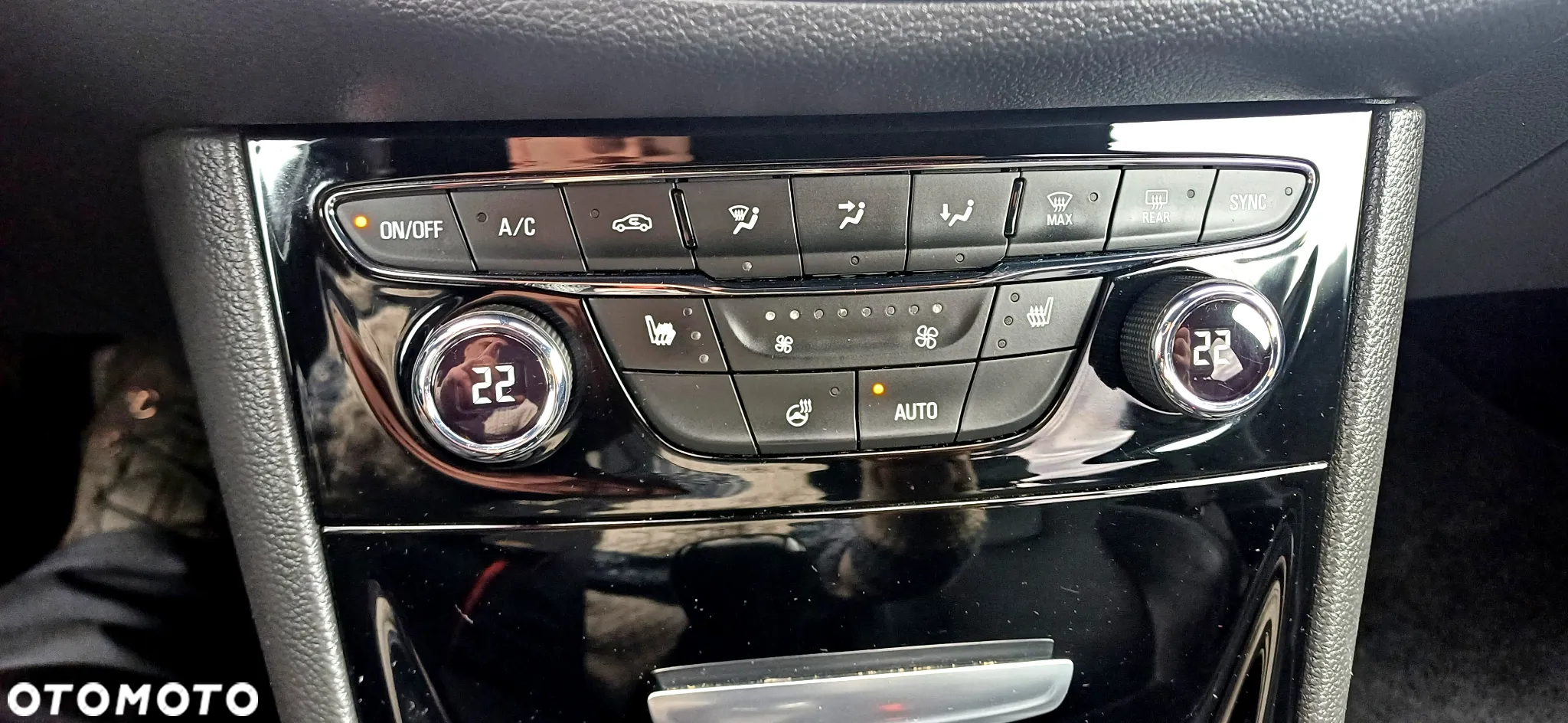 Opel Astra IV 1.6 CDTI Sport - 17