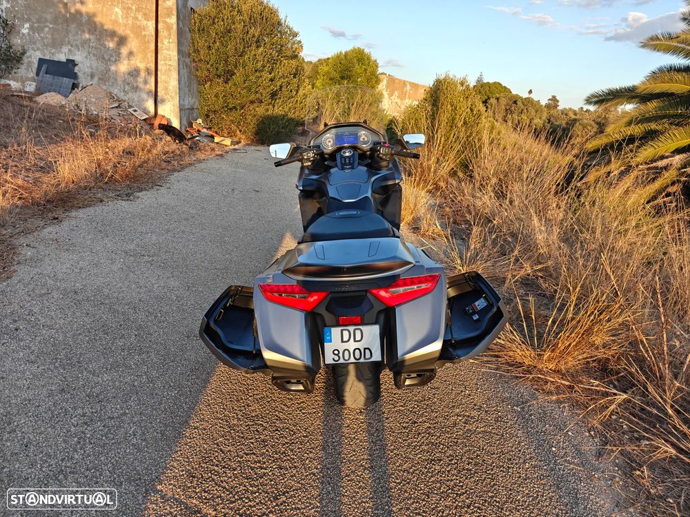 Honda Goldwing Bagger - 5