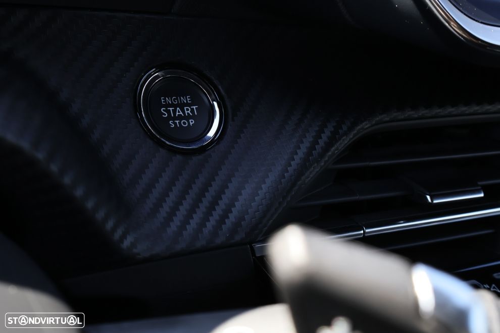 Peugeot 2008 1.5 BlueHDi GT EAT8 - 9