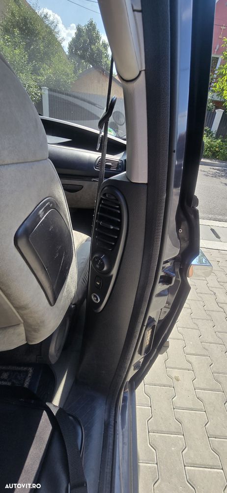 Peugeot 807 HDi 135 Family - 2