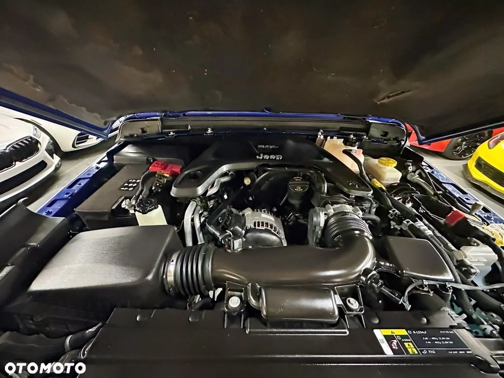 Jeep Wrangler - 16