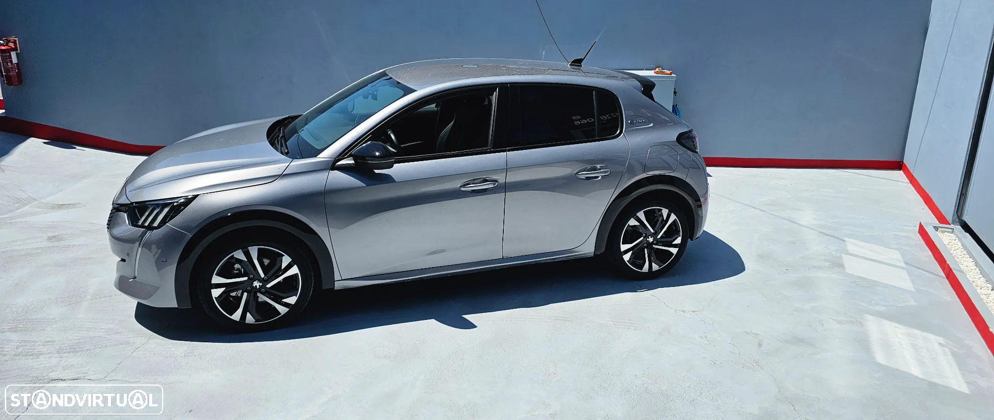 Peugeot 208 1.2 PureTech GT Line - 3
