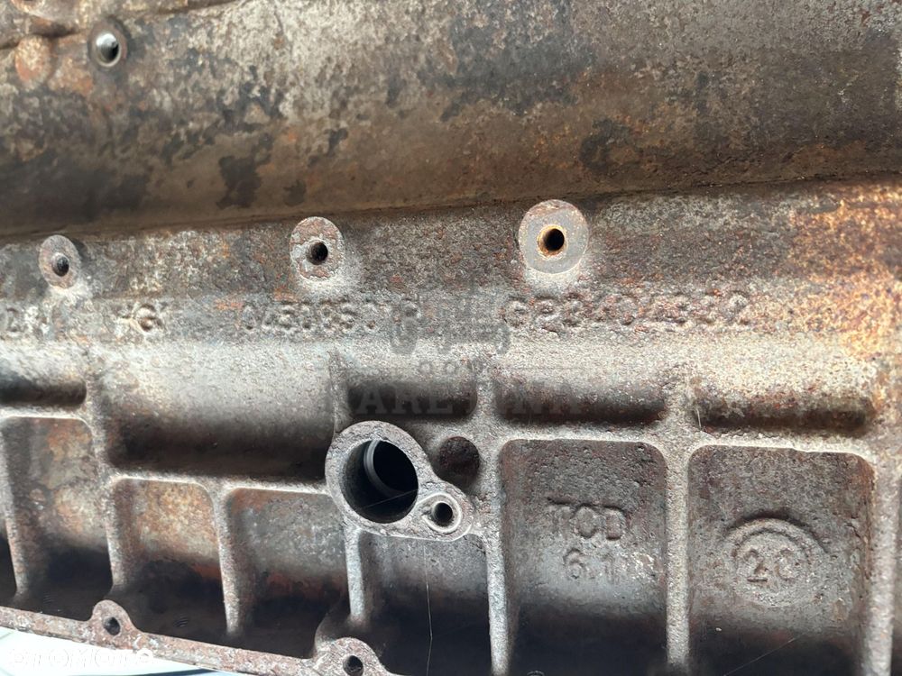 Deutz  TCD 6.1 276 KM Fendt 820 Vario Silnik Blok Wał Tłoki CZĘŚCI  04508501R - 5