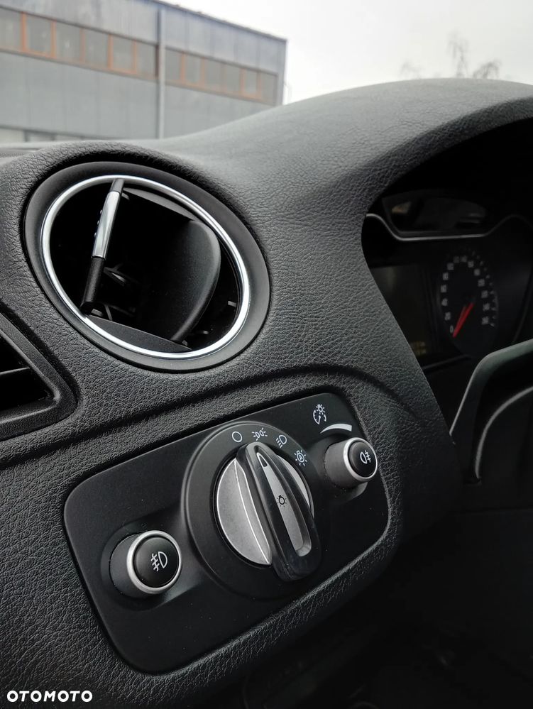 Ford S-Max 2.0 TDCi DPF Titanium X - 14