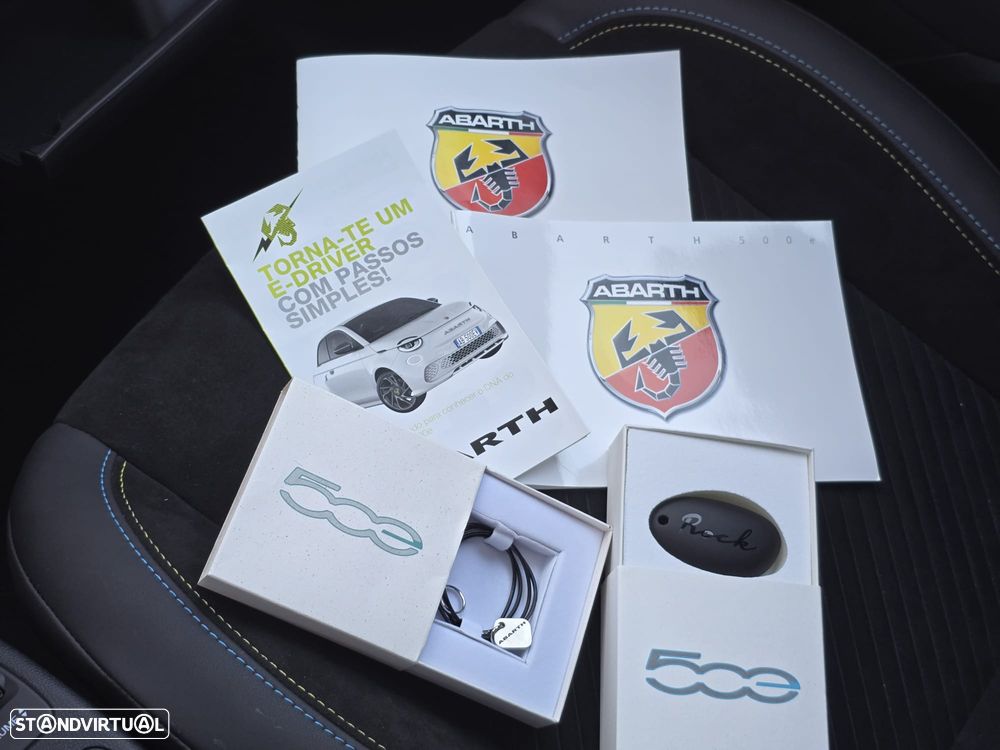 Abarth 500e Scorpionissima - 36