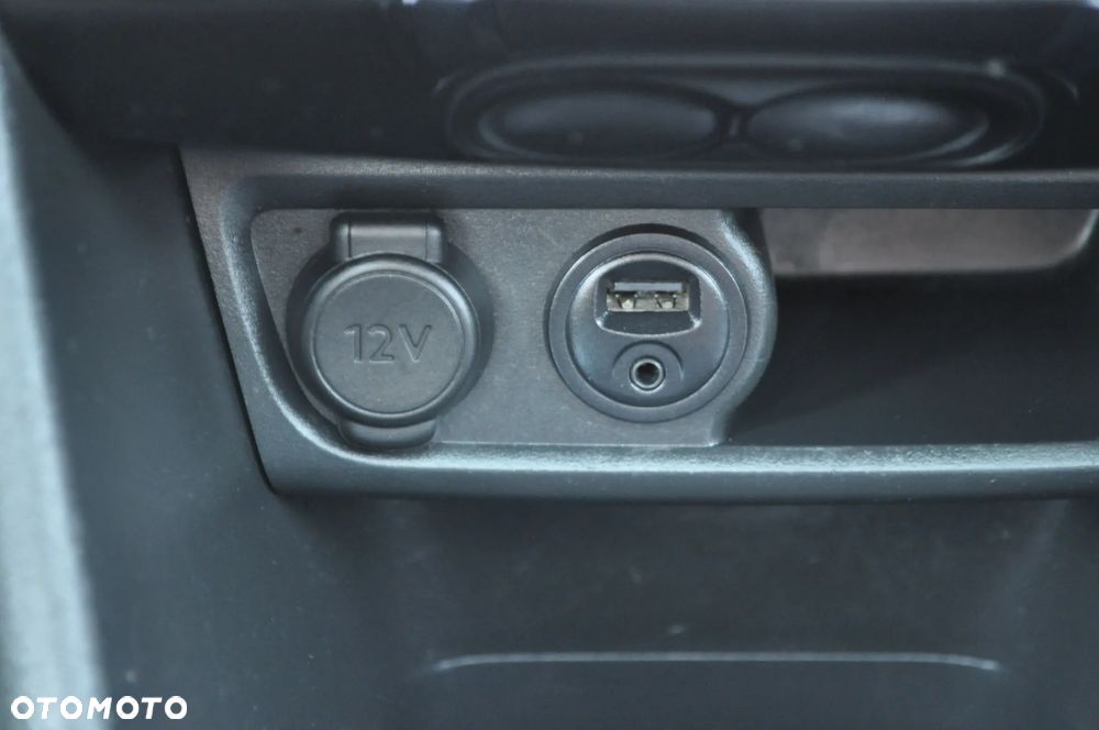 Peugeot 208 1.2 VTi Allure - 27