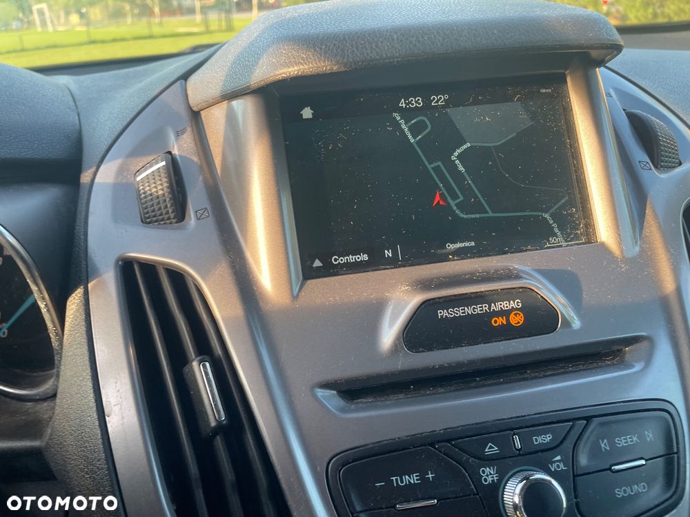 Ford Tourneo Connect - 11