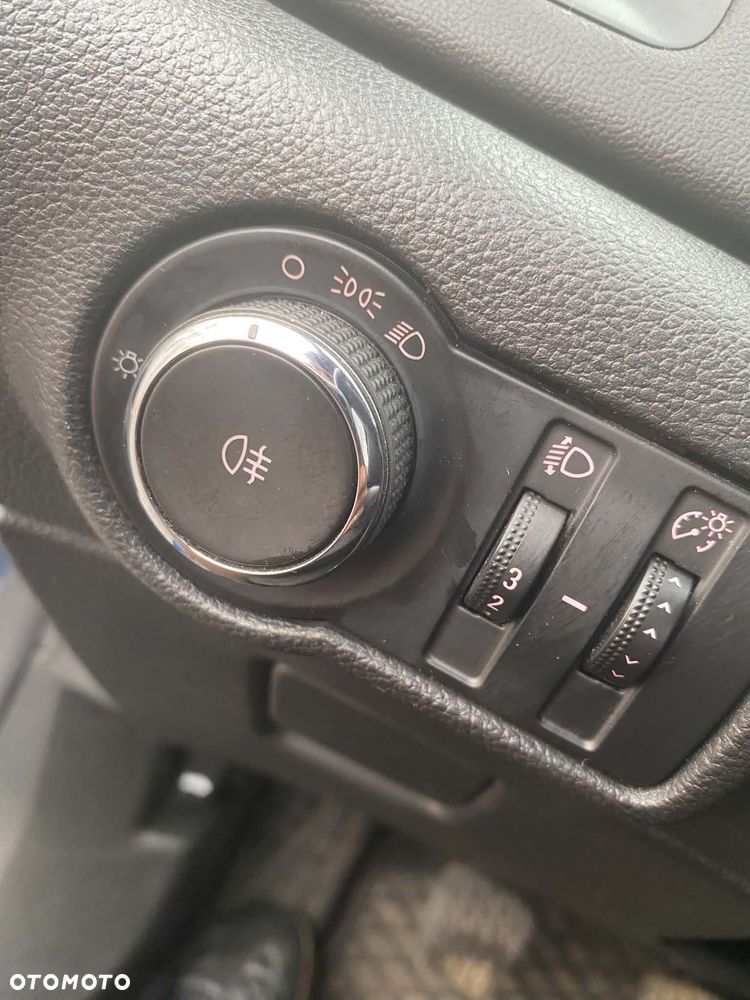 Opel Astra 1.4 T Enjoy EU6 - 14