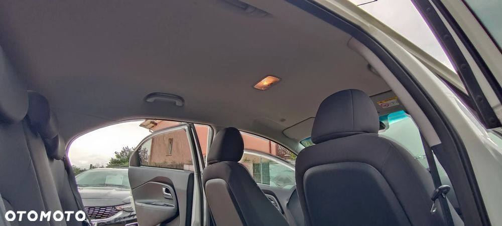 Kia Rio 1.2 L - 25