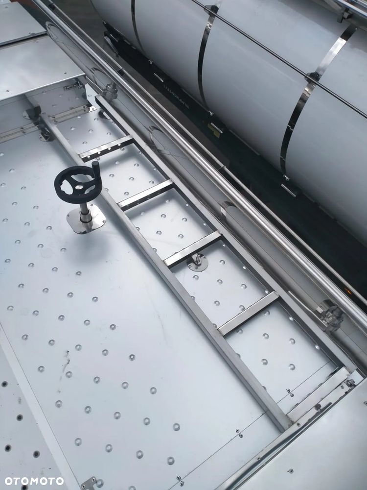 Grapar Light podwozie TECNOKAR / Cysterna ATP / MLEKO / OLEJE SPOŻ / ODBIÓR - 10