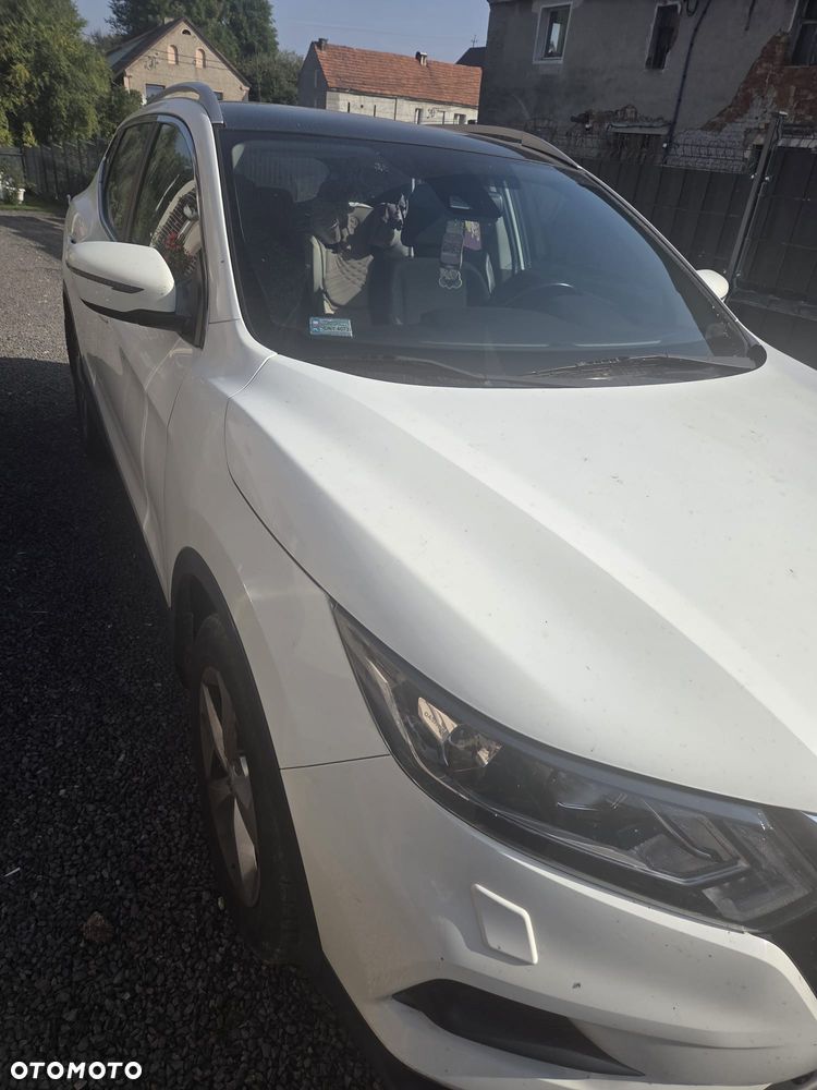 Nissan Qashqai - 4