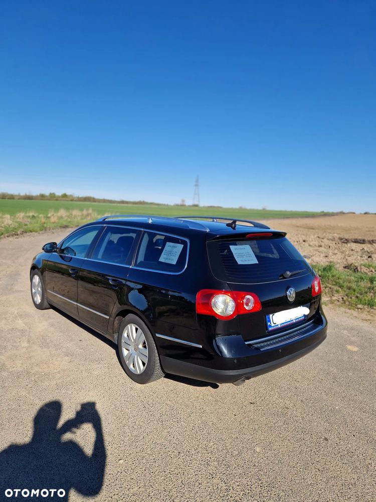 Volkswagen Passat 1.6 TDI DPF BlueMot Highline - 8