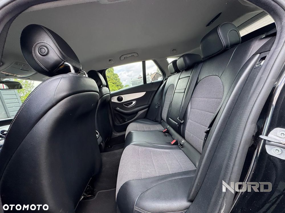 Mercedes-Benz Klasa C 350 e 7G-TRONIC Edition - 22