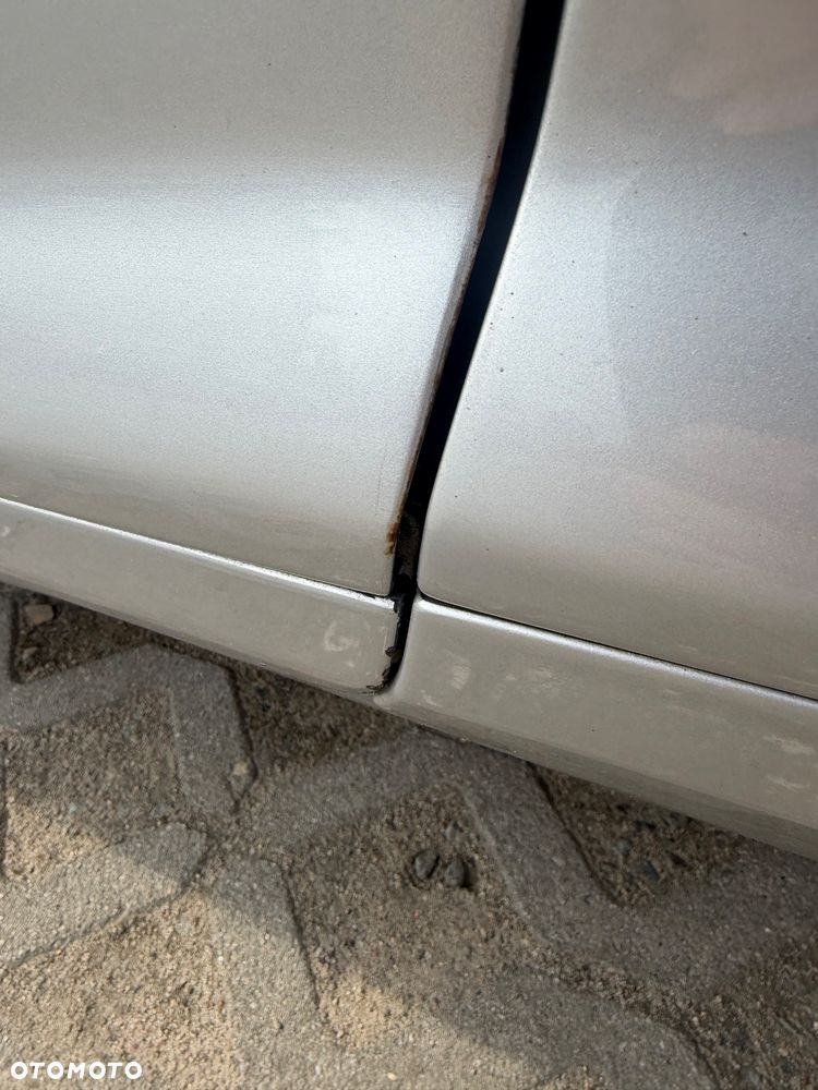 Audi A3 3-drzwiowe 3.2 Quattro Ambition DSG - 17