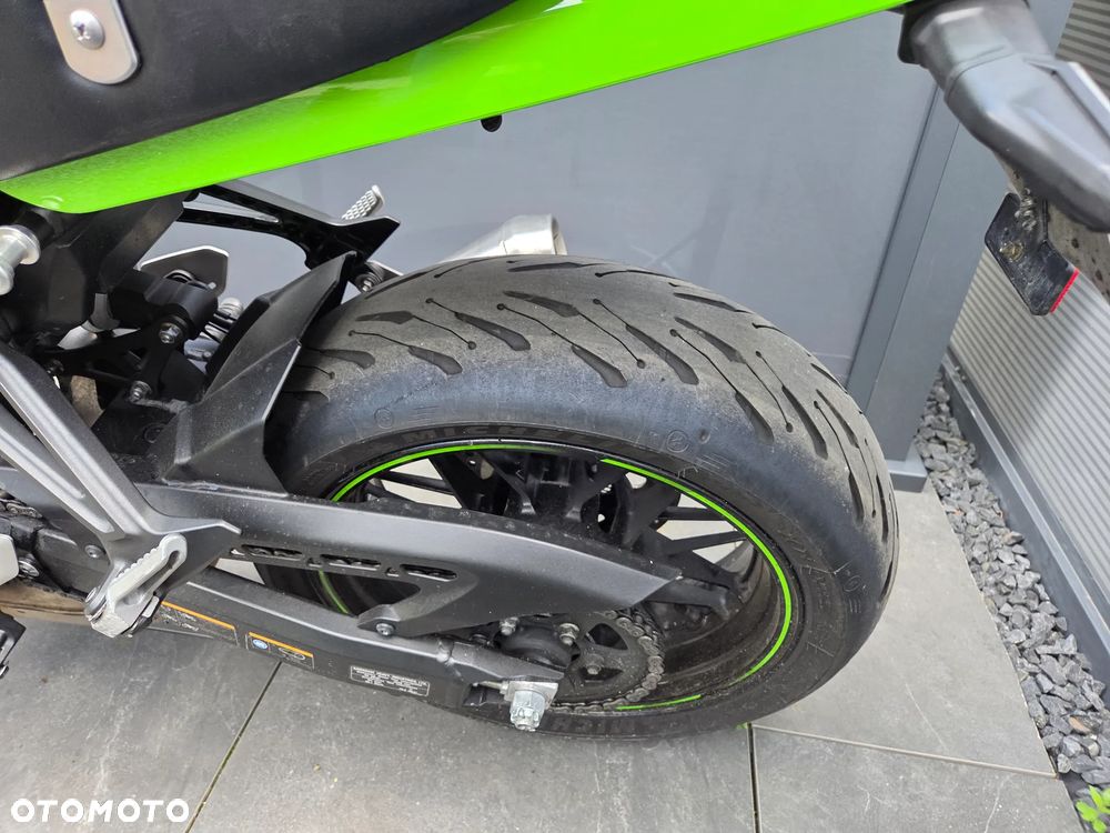 Kawasaki Z 900 RS - 8