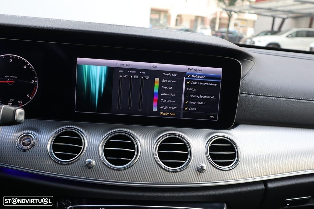 Mercedes-Benz E 220 d 9G-TRONIC AMG Line - 32