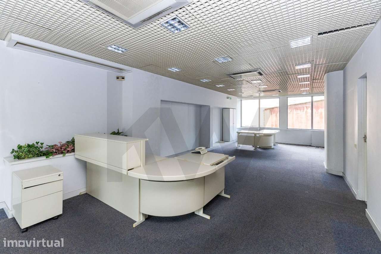 Loja/Escritório, Rua do Campo Alegre, Porto,180 m2 + 2 Garagem, junto - Grande imagem: 2/25
