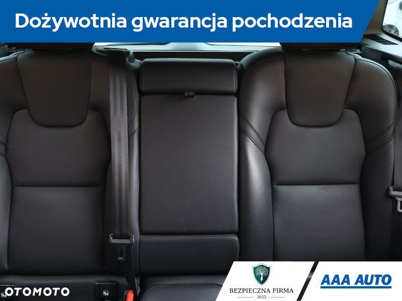 Volvo XC 60 - 12