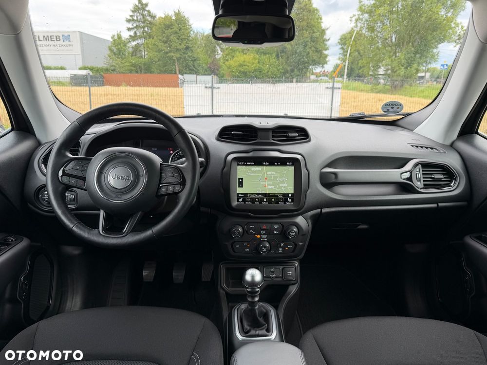 Jeep Renegade - 23