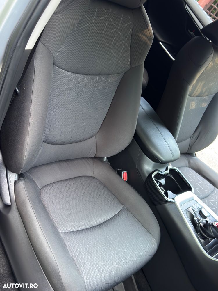 Toyota RAV4 2.0P CVT AWD Dynamic - 13