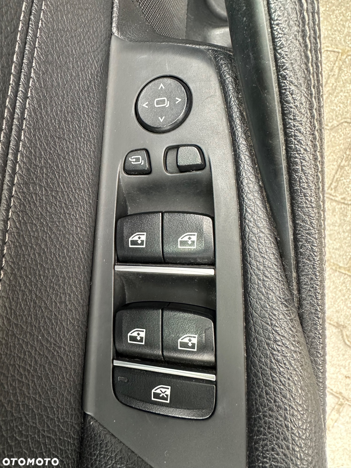 BMW Seria 5 520d xDrive Luxury Line - 12
