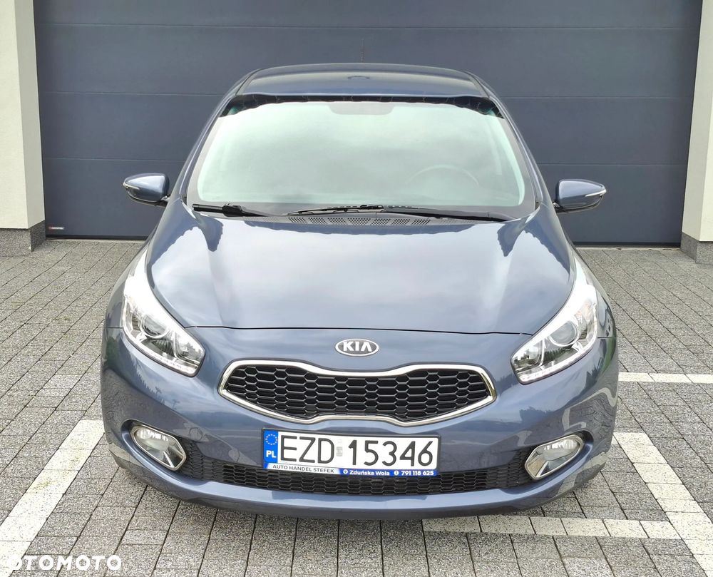 Kia Ceed 1.6 GDI Platinum Edition - 4