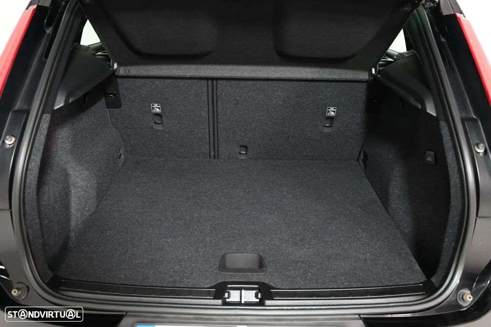 Volvo XC 40 1.5 T2 Momentum - 9