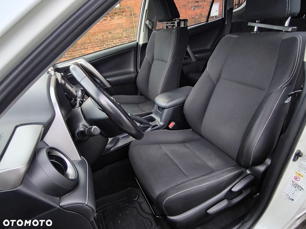 Toyota RAV4 2.0 D-4D 4x2 Start-Stop Executive - 29