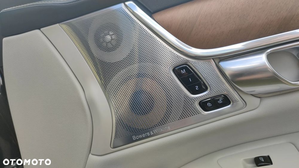 Volvo S90 D4 Inscription - 28