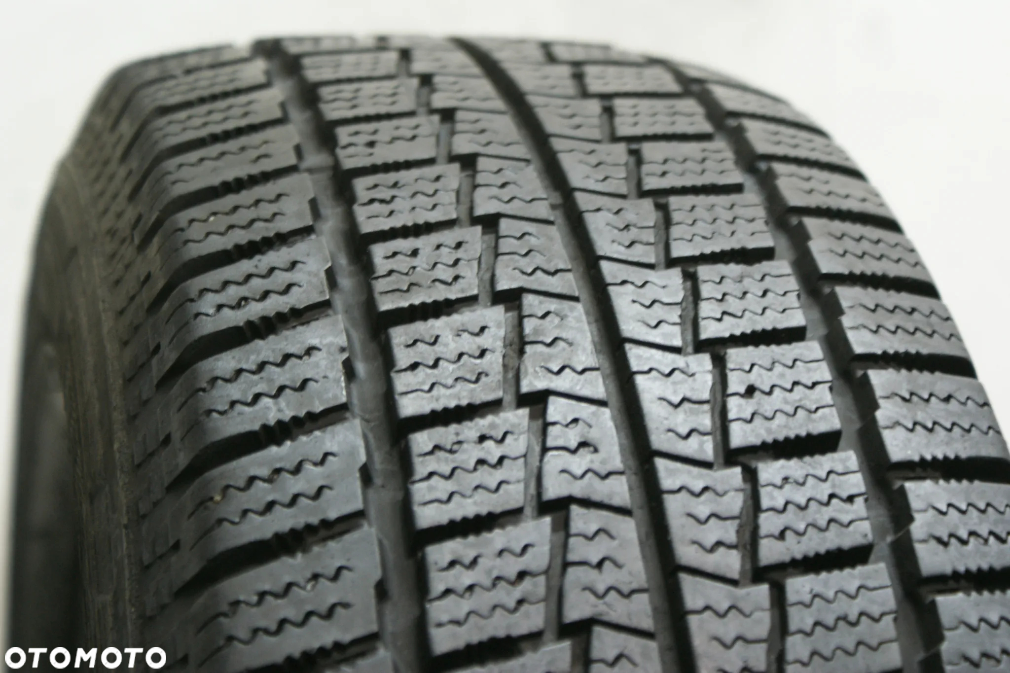 zimowe 205/65R16C HANKOOK WINTER RW06 , 6,8mm - 2