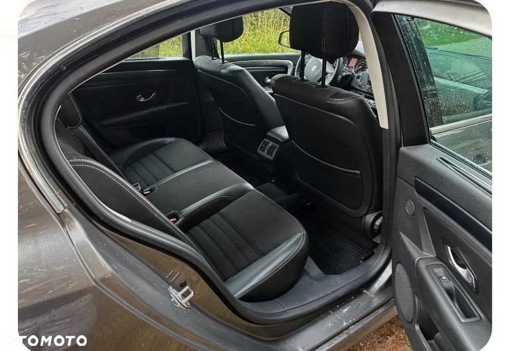 Renault Laguna 2.0 Black Edition - 13
